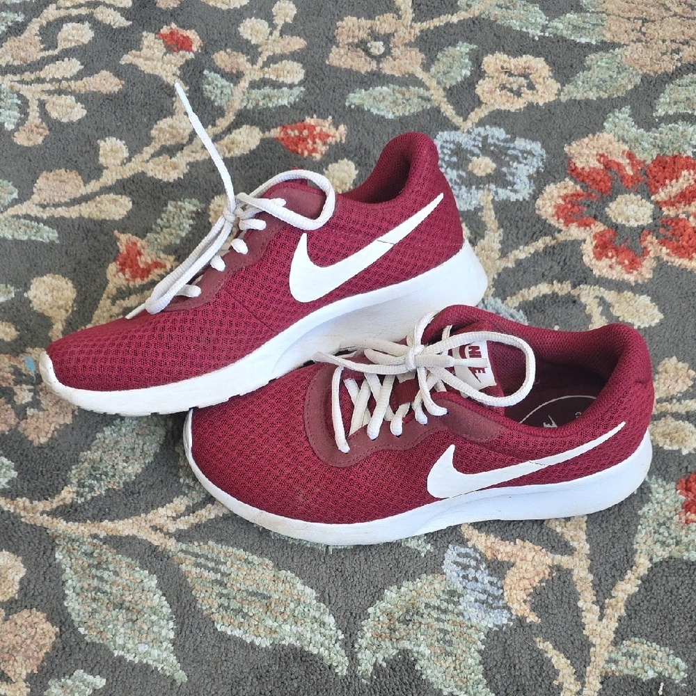 Nike Women's Maroon Mesh Running Sneakers with White Swoosh